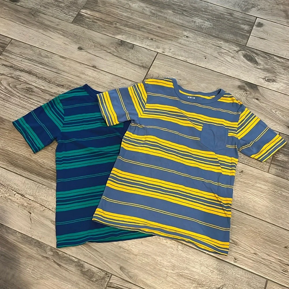 EUC The Children’s Place Bundle of 2 striped T-shirts, sz 7/8